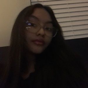 Meet your Posher, Liza